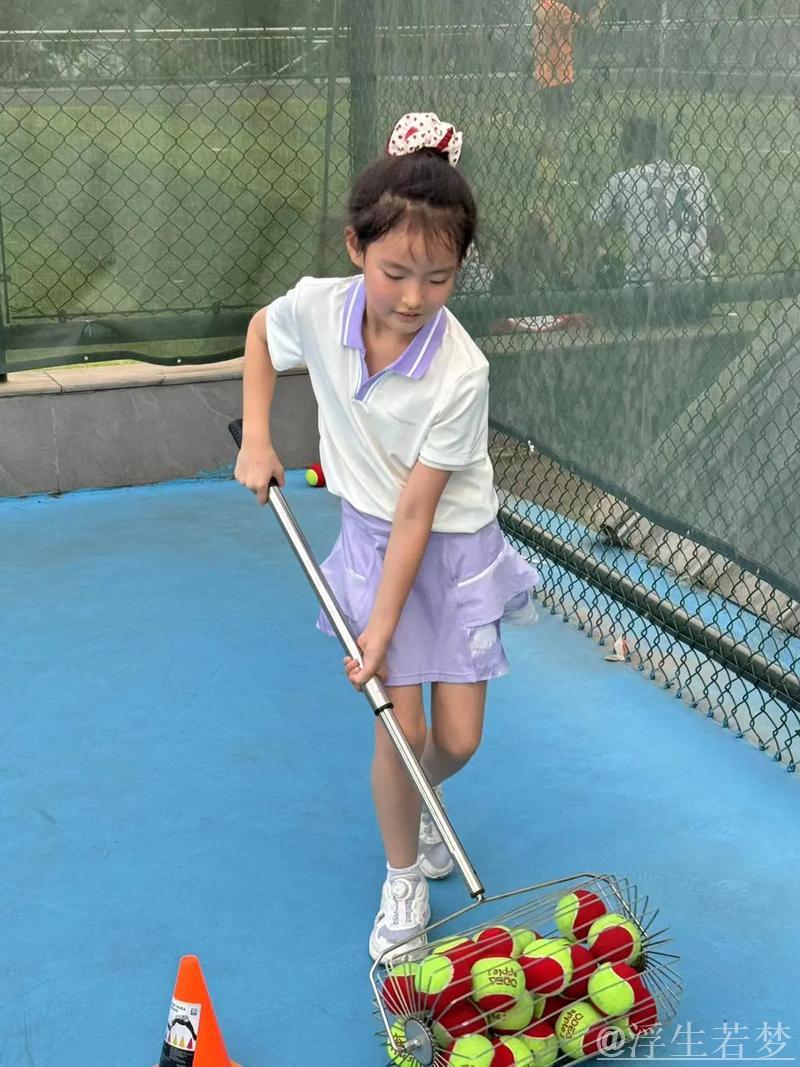 小球童展现大能量 小球童展现大能量